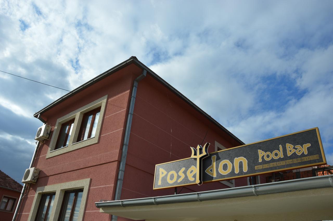 Poseidon Apartment Ni Extérieur photo